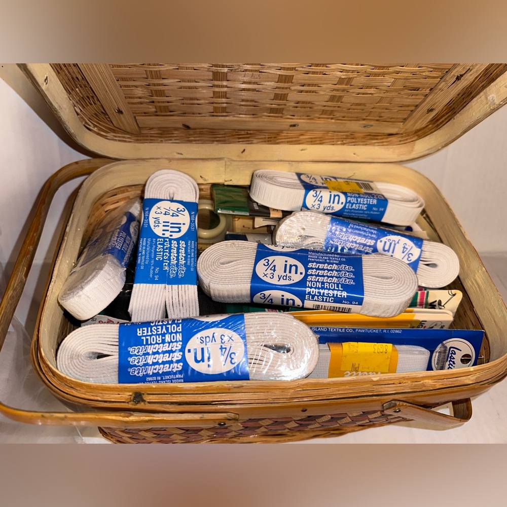 OLD USED VINTAGE WICKER SEWING BOX BASKET HUGE LOT OF 51 MOSTLY NEW SUPPLIES